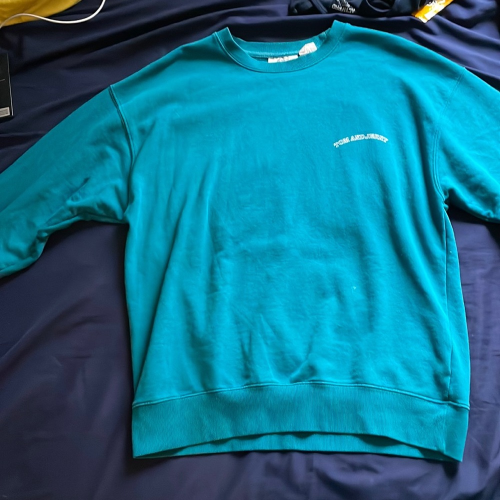 Blue-Green tom and jerry crew neck